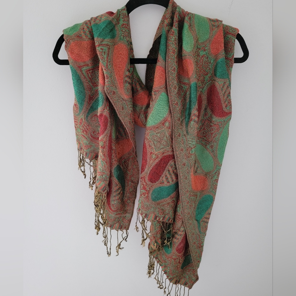 Paisley print pashmina